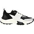 sneaker 'true act'