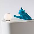 lampada da tavolo maoo ceramica azzurra statuetta di gatto in vetro