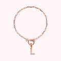 bracciale catena forzatina con pendente lettera pav&eacute; in cubic zirconia