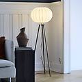 base piantana bronzo altezza 125 cm tessuto