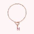 bracciale catena forzatina con pendente lettera pav&eacute; in cubic zirconia