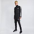 essentials male tute da ginnastica nero foot locker
