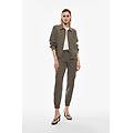 jogger con tasche e vita media