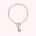 bracciale catena forzatina con pendente lettera pav&eacute; in cubic zirconia
