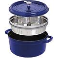 casseruola tonda in ghisa per induzione colore blu scuro con maniglie coperchio e cestello vapore