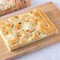 focaccia con stracchino 200 g