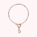 bracciale catena forzatina con pendente lettera pav&eacute; in cubic zirconia