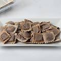 ravioli con grano saraceno al cervo cacao e mirtilli 250 g