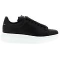 sneaker 'larry'
